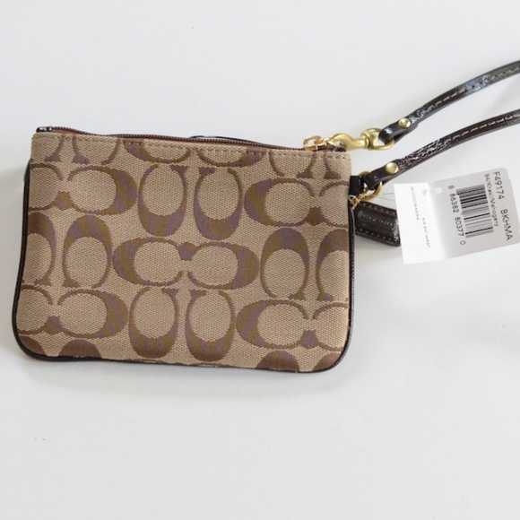 NEVER USED with tags Coach wristlet - Picture 4 of 7